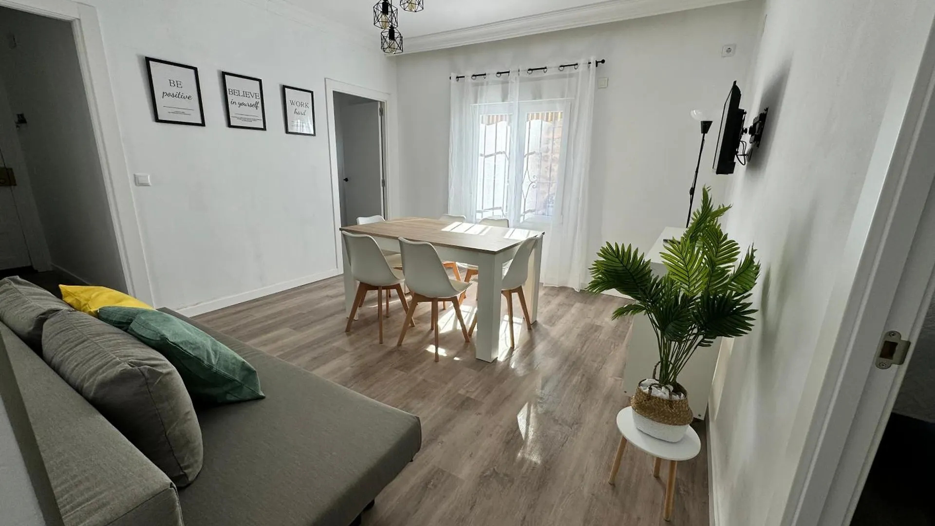 Apartamento Familiar Parque Alonso Sanchez Huelva